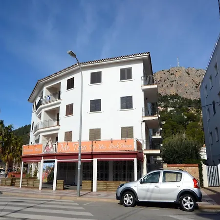 The In Estartit Has 2 Bedrooms *